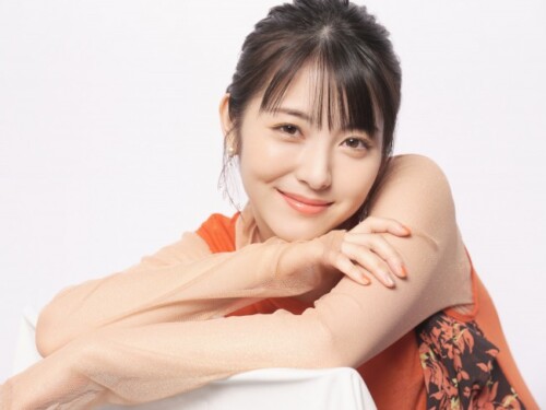 浜辺美波に似てる芸能人は誰 10人を画像で比較してみた ドラ楽